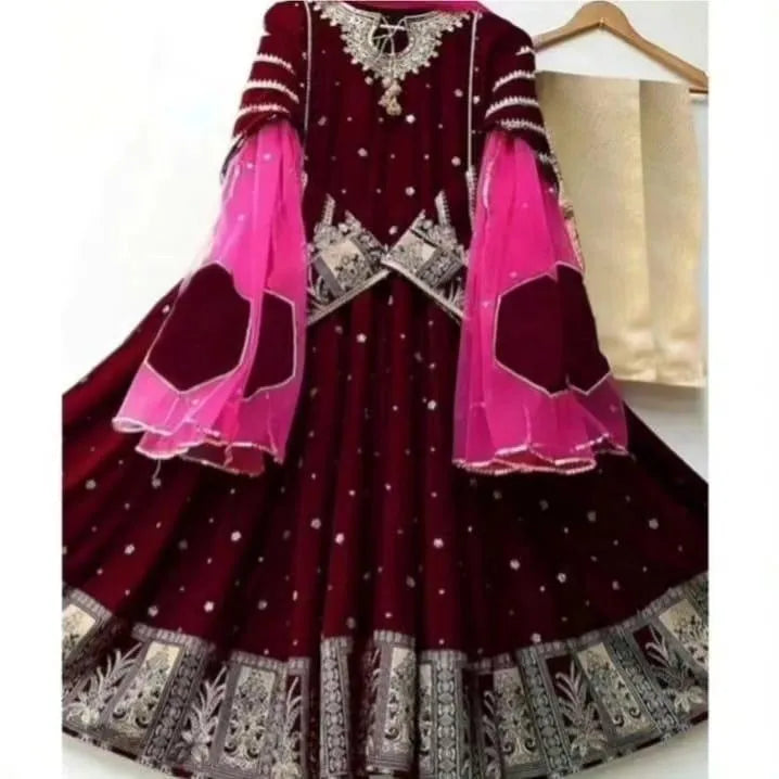 3 Pcs Women's Stitched Shamoz Silk Embroidered Maxi And Trouser