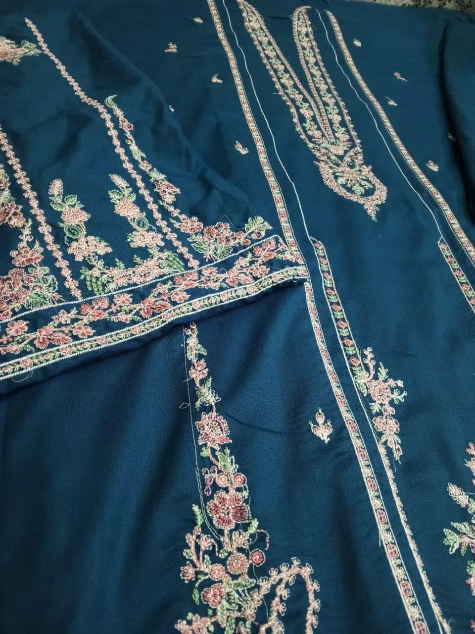 HUSSAIN REHAR 3 Pcs Unstitched Embroidered Suit