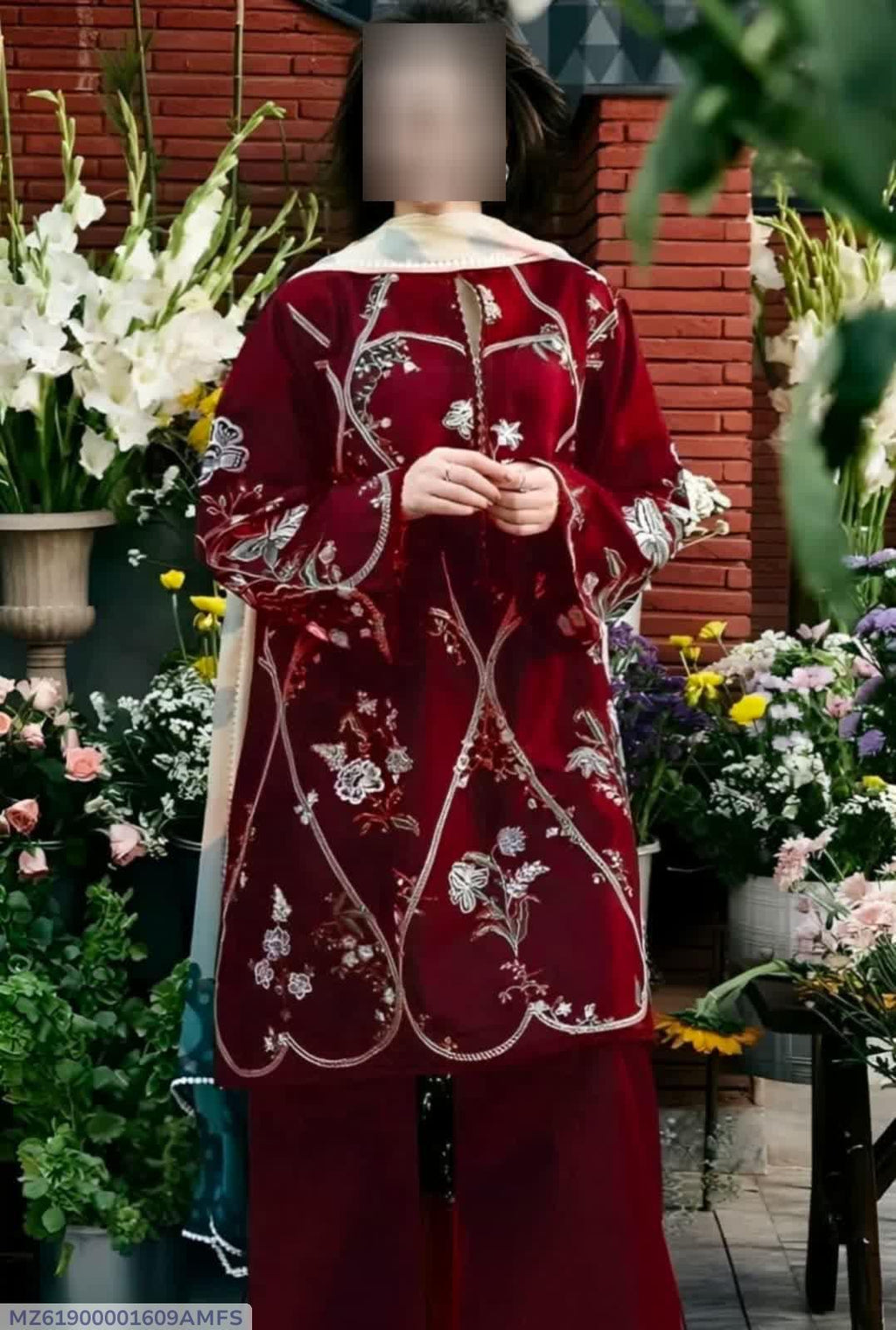 3 Pcs Women's Unstitched Embroidered Suit