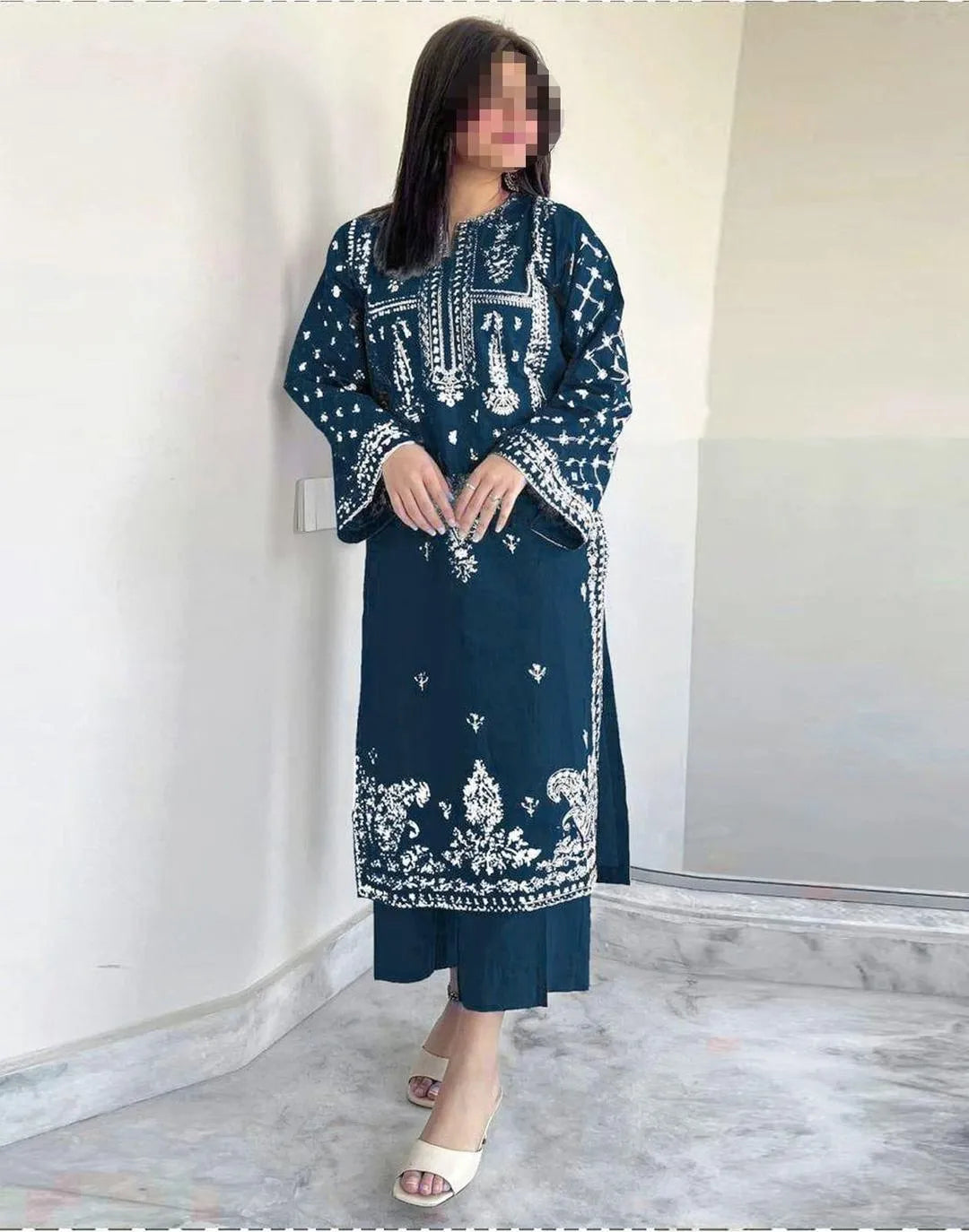 2 Pcs Women's Unstitched Embroidered Suit